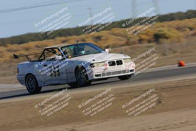 media/Oct-02-2022-24 Hours of Lemons (Sun) [[cb81b089e1]]/915am (I-5)/